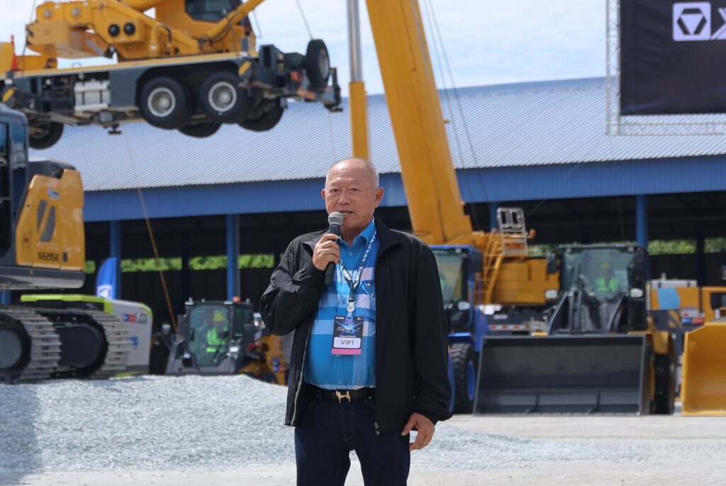 เครื่องจักรกลหนัก O.C.R. XCMG